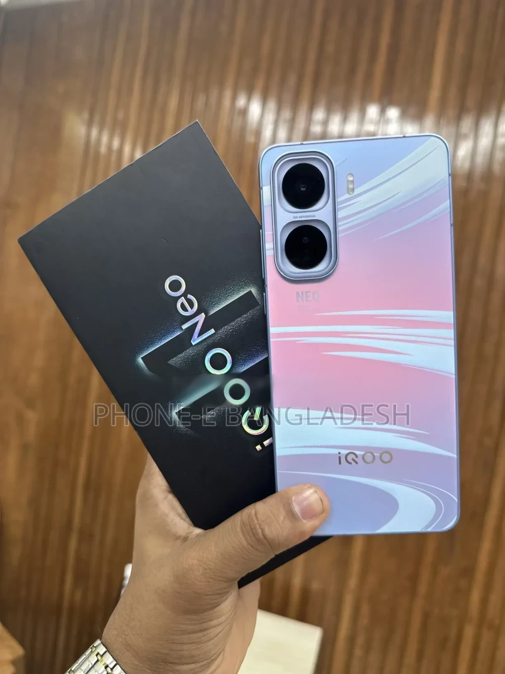 iQOO Neo 11 (12GB/256GB)