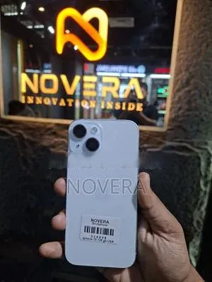 Apple iPhone 15 (6GB/128GB) White